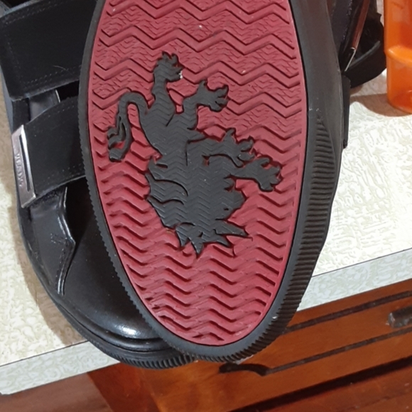 Shoes - Picture 2 of 3